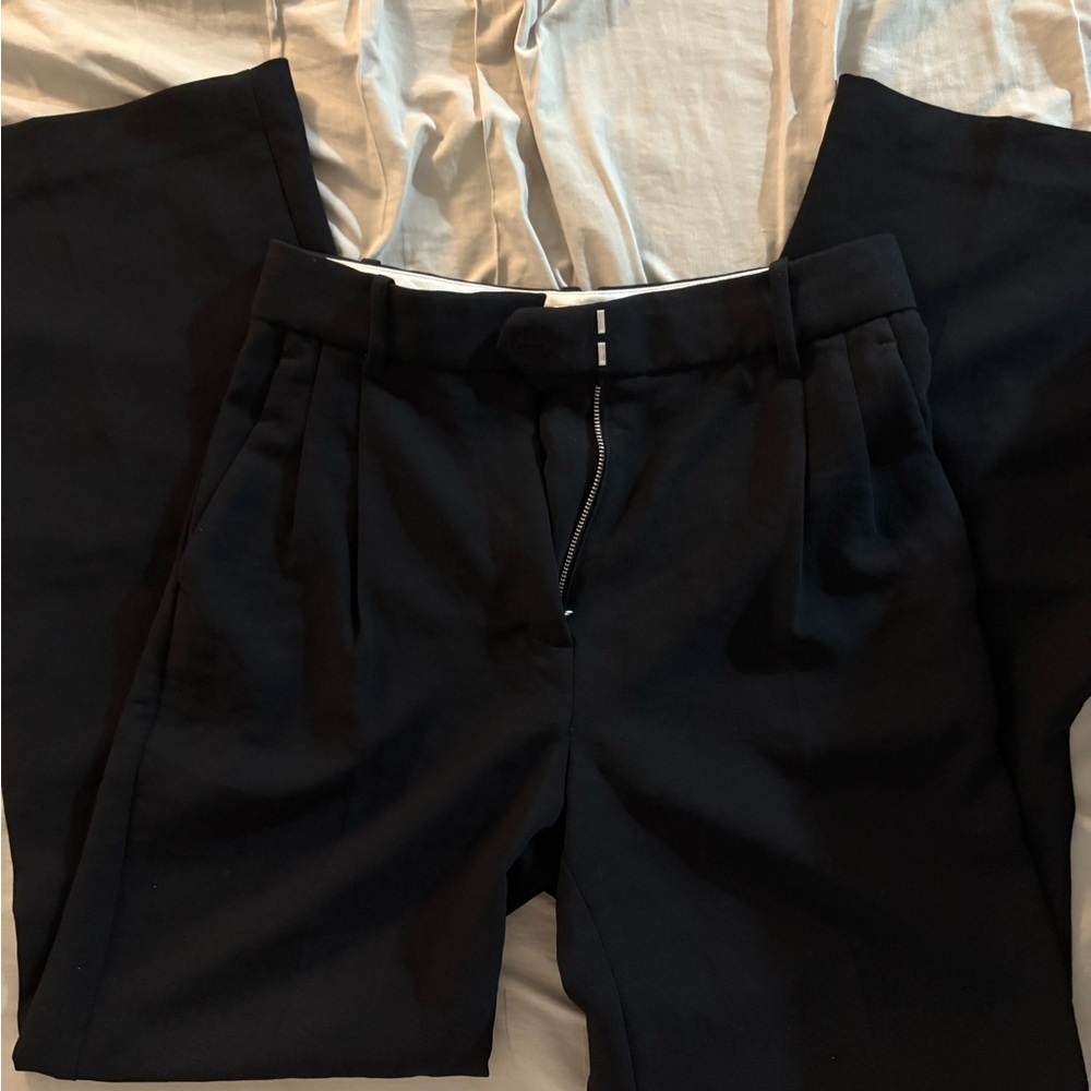 Aritzia Black Effortless Pants